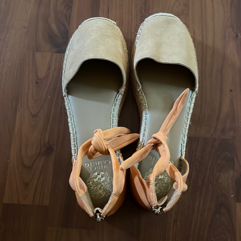 MOVING SALE! Vince Camuto Binadee Platform Espadrille.. never worn only tried on